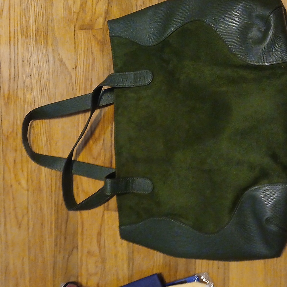 Estee Lauder Black and Dark Green Women's Bag
